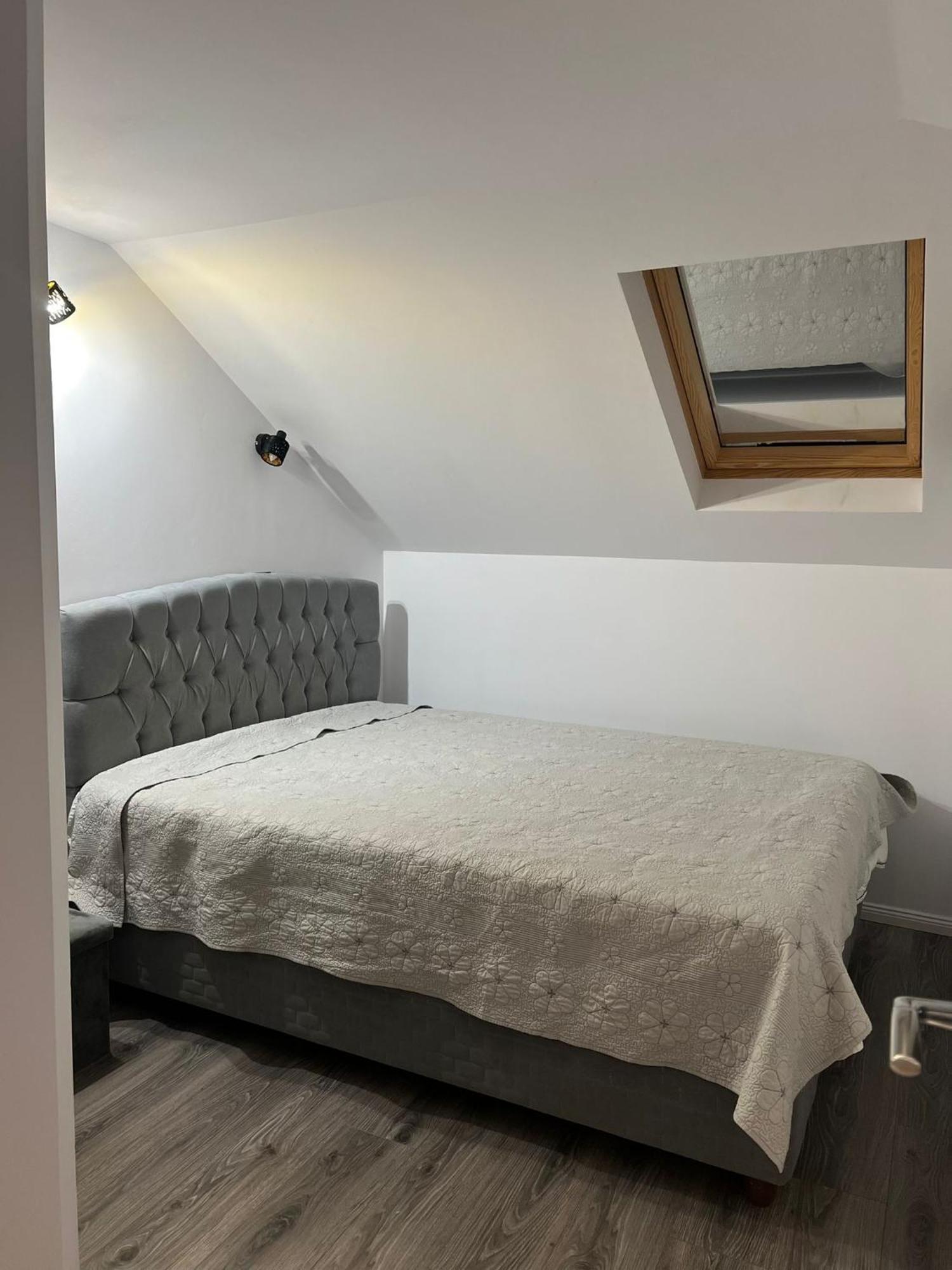 Apartment Mansarda Venus Ramnicu Valcea