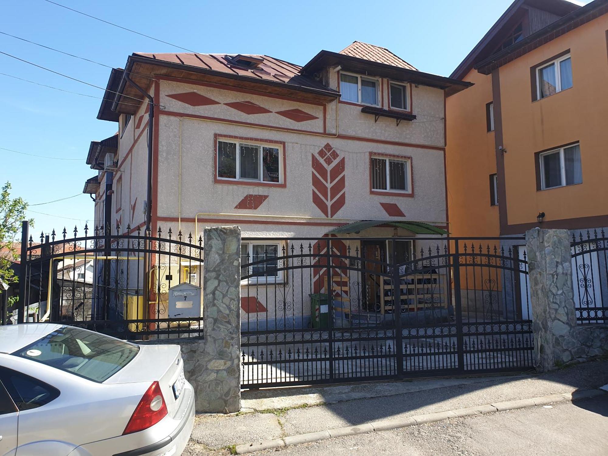 Apartment Mansarda Venus